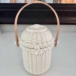 Partylite Nantucket Basket Weave Seashell Tea Light Holder Wood Handle - Retired